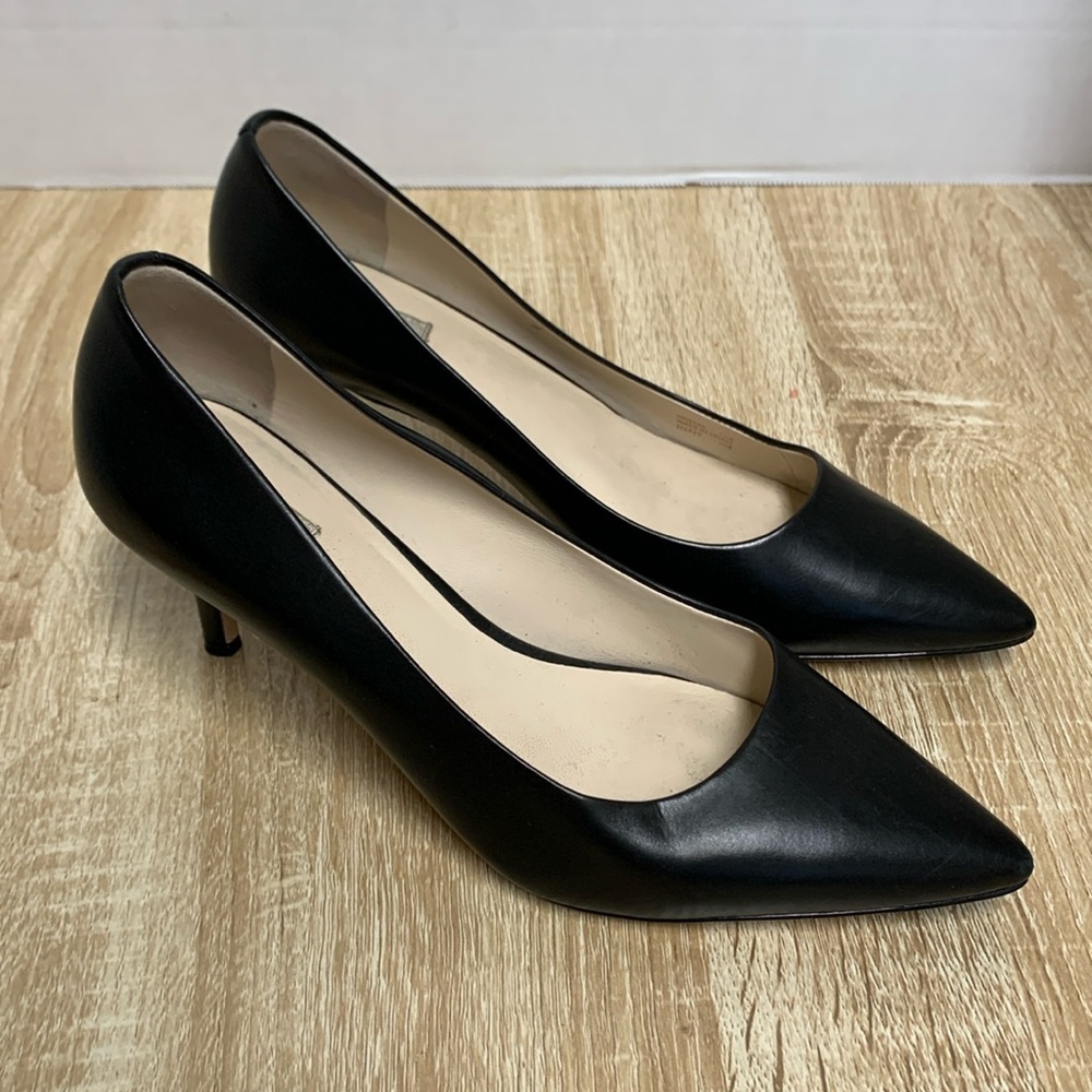 Cole Haan Black Leather Pumps Size 7.5 B